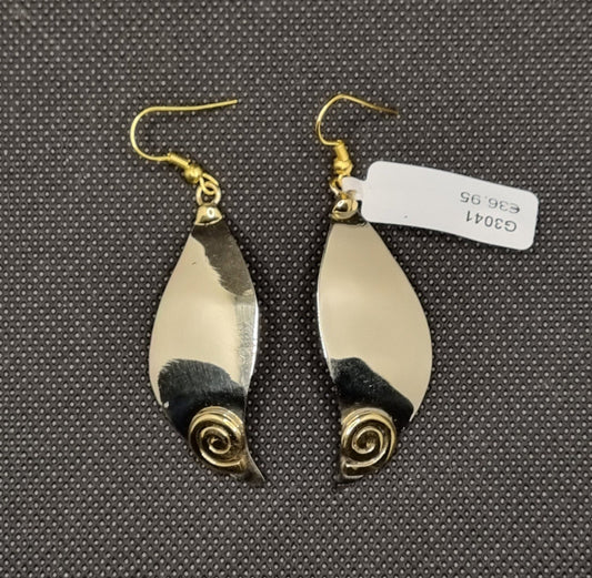 2 Colour Celtic Drop Ear Ring - A & M News and Gifts