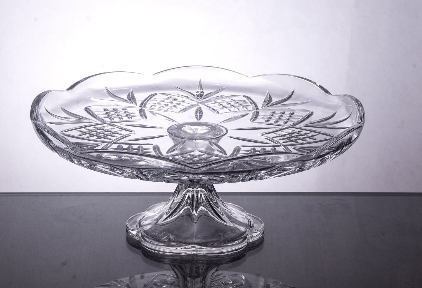 Killarney Crystal Trinity Footed Cake Plate