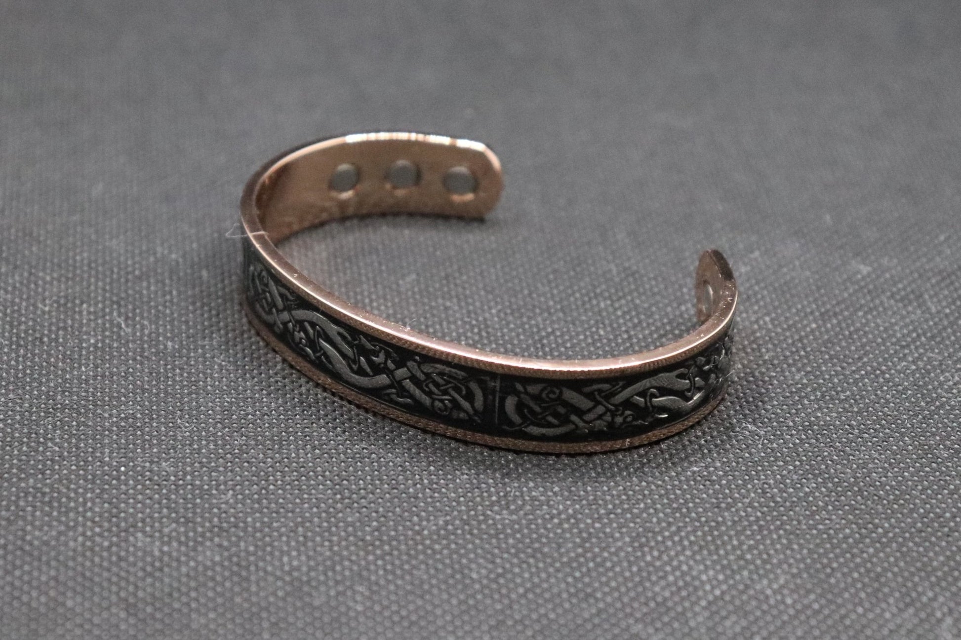 Copper Magnetic Healing Bracelet - A & M News and Gifts