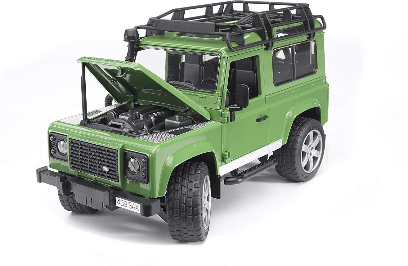 Land Rover Defender Station Wagon - A & M News and Gifts