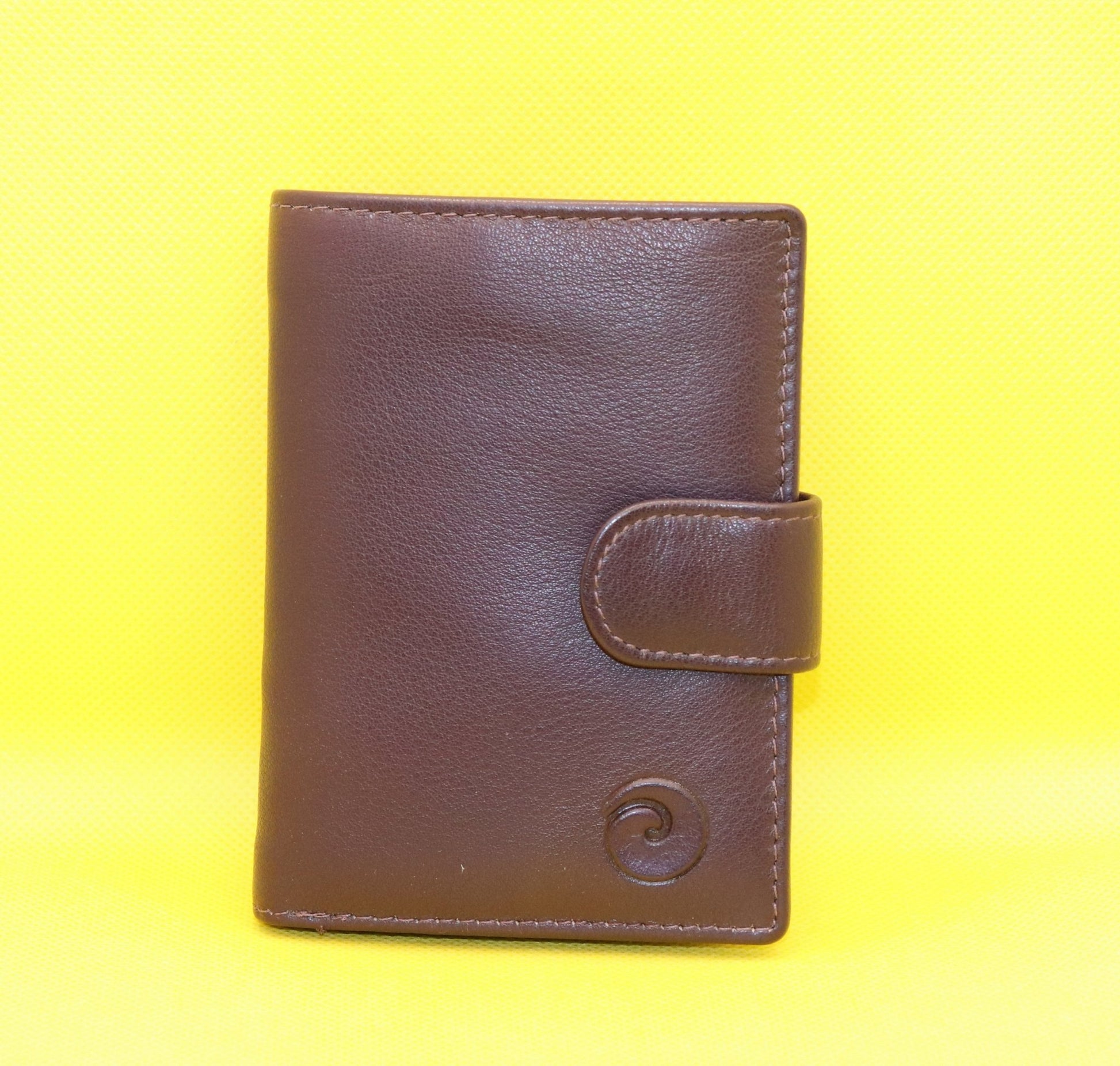 Mala Purse - A & M News and Gifts